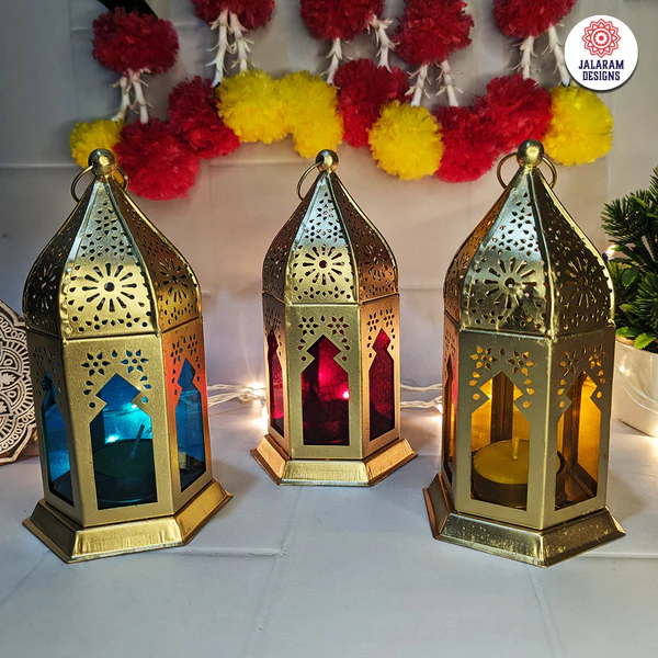 stained glass golden lanterns single