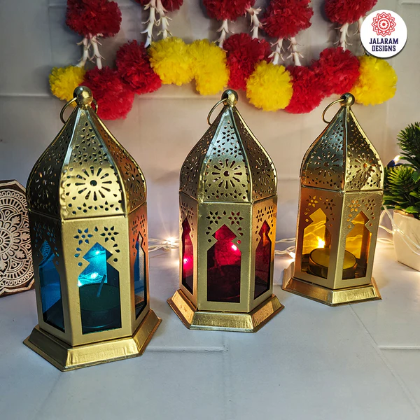 stained glass golden lanterns single